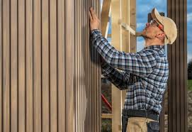 How To Choose The Right Materials for Your Siding Installation in 'Valle Vista, CA